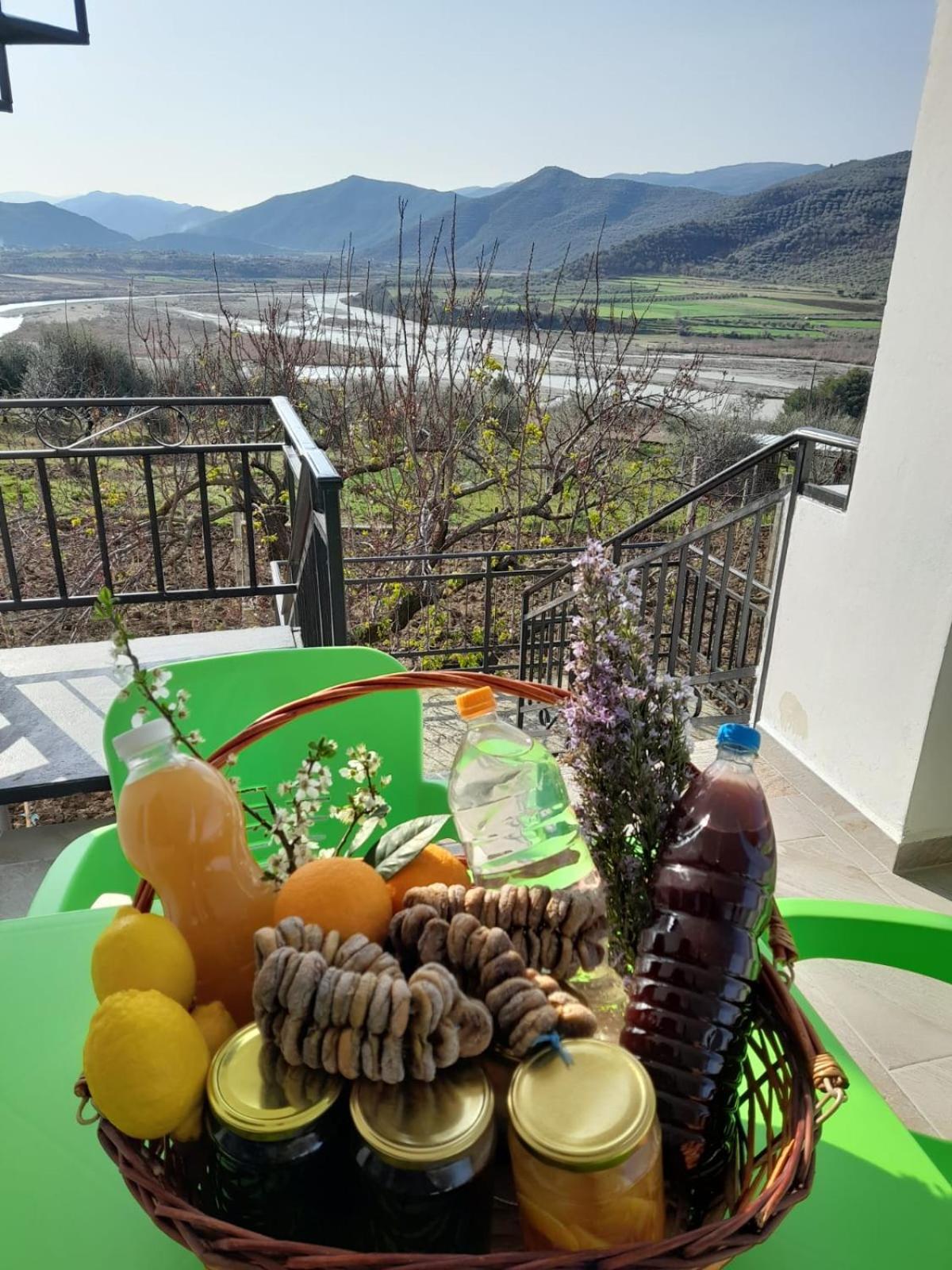 Villa Besart Берат Екстериор снимка