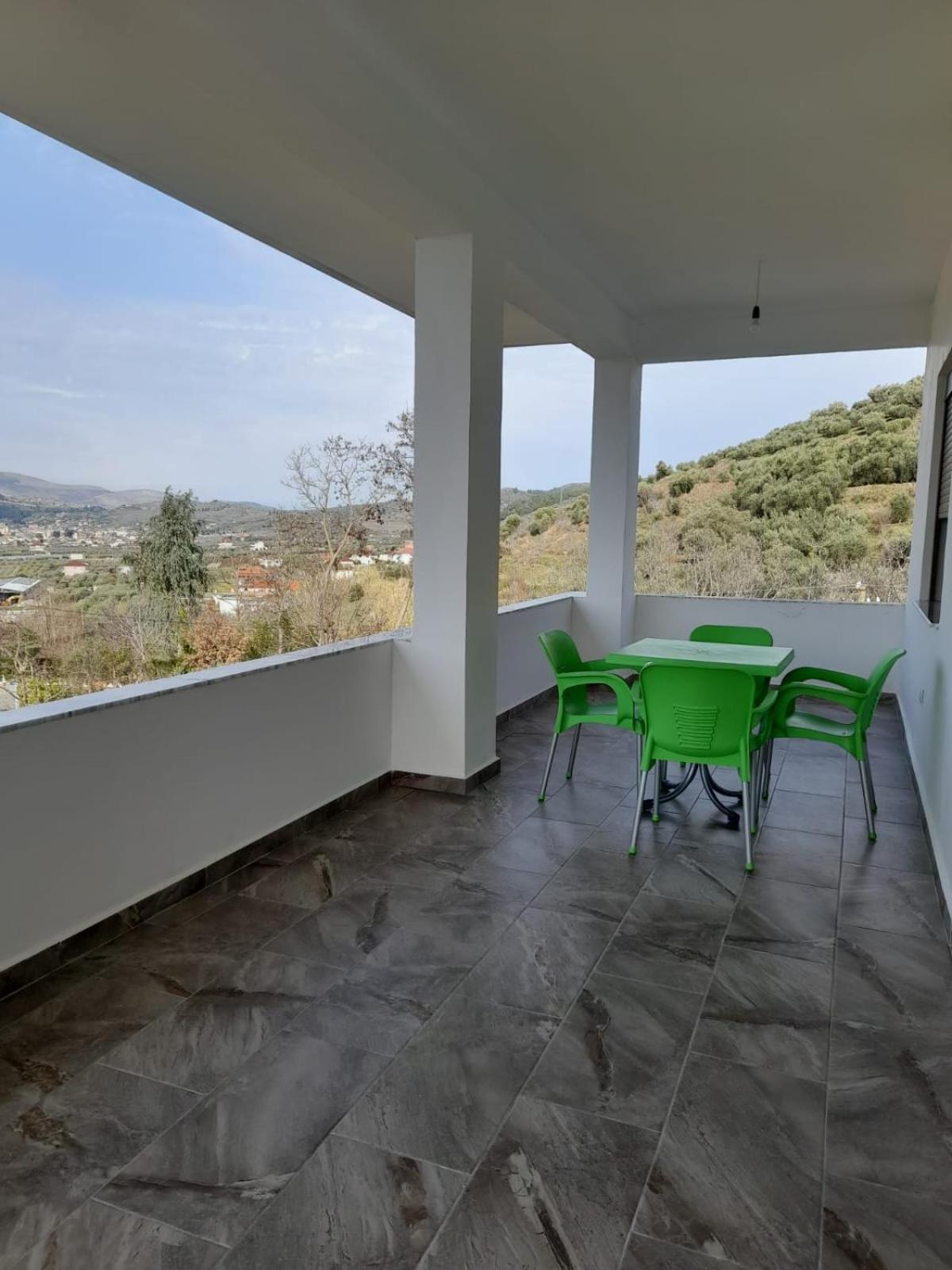 Villa Besart Берат Екстериор снимка